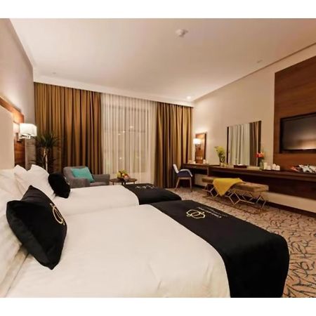 Sunday Emerald Hotel Джеда Екстериор снимка